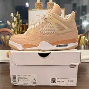 Jordan Women's Sneakers in Beige and White